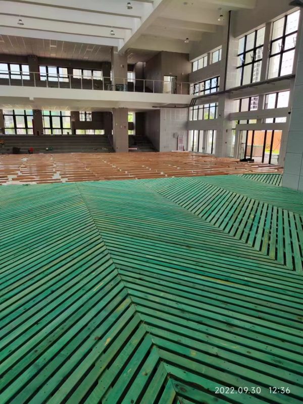 湖南德冠木業(yè)有限公司,德冠運動地板,跳躍者運動地板,籃球館地板,舞臺地板