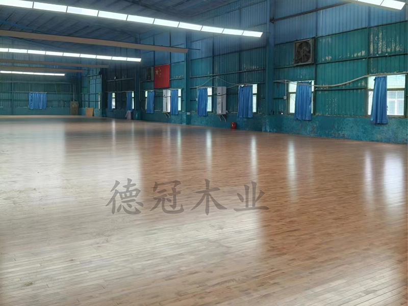湖南德冠木業(yè)有限公司,德冠運動地板,跳躍者運動地板,籃球館地板,舞臺地板